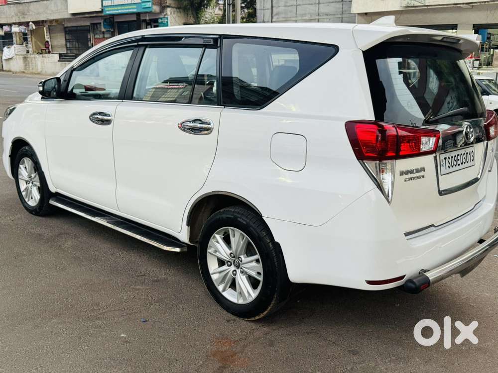 Toyota Innova Crysta 2.4 Z 7 Str, 2016, Diesel