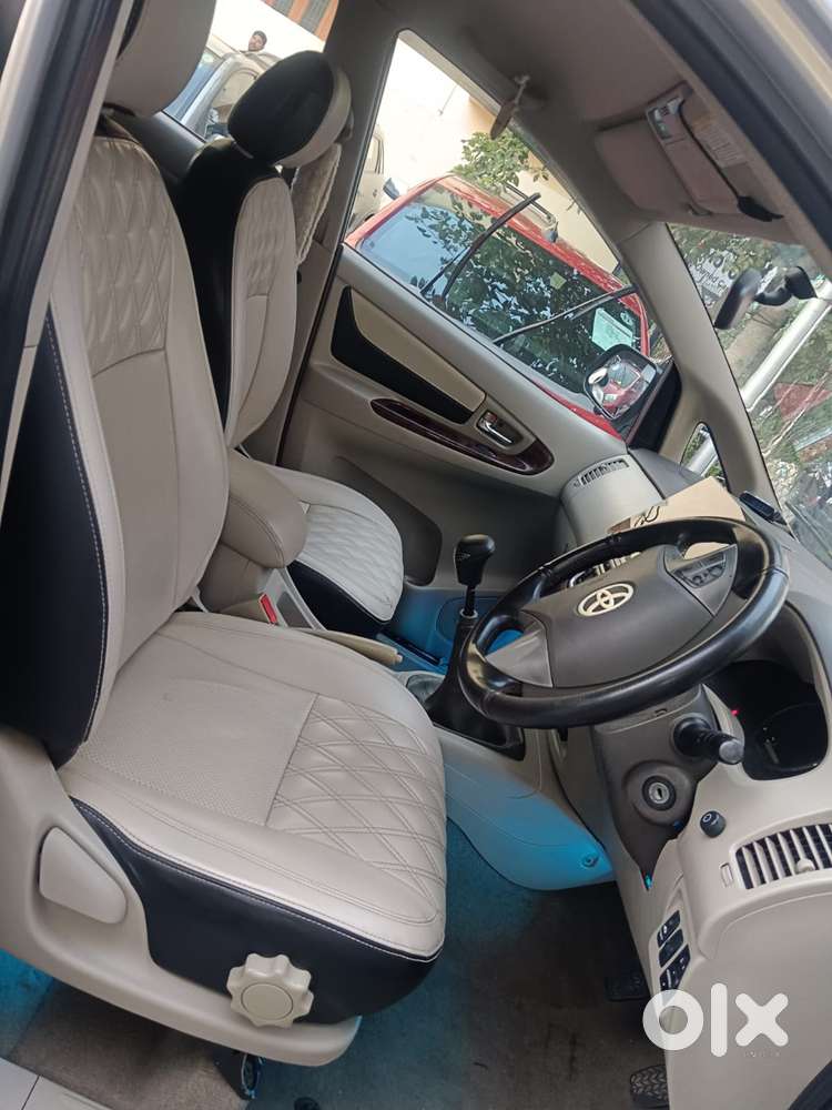 Toyota Innova 2.5 V 7 Str, 2013, Diesel