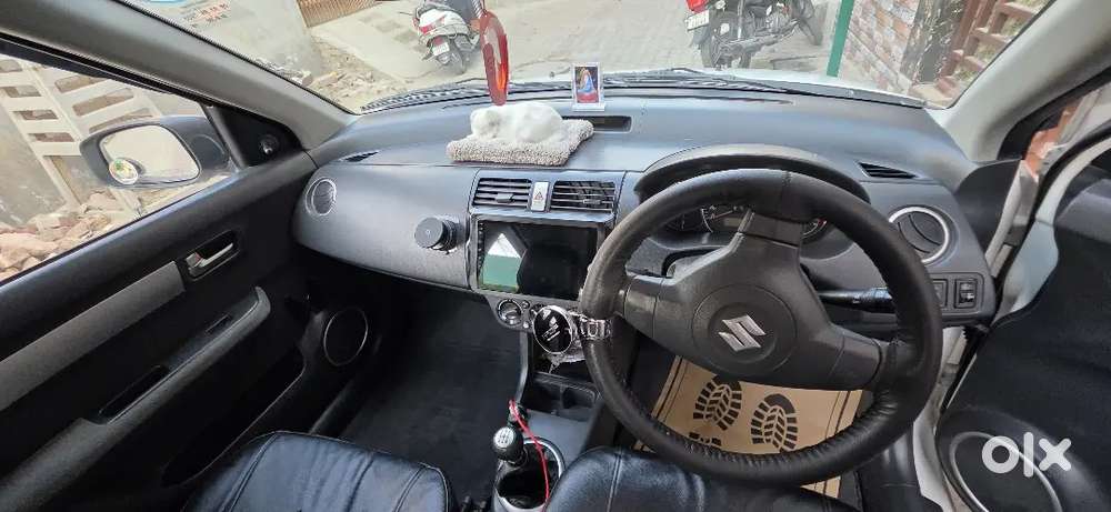 Maruti Suzuki Swift Dzire 2010