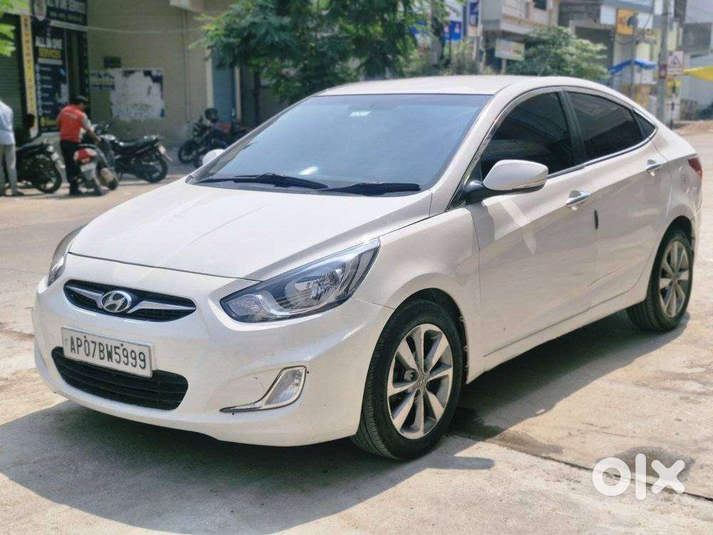 Hyundai Verna 1.6 Sx Crdi (o), 2013, Diesel