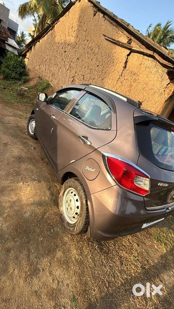 Tata Tiago Petrol 2017