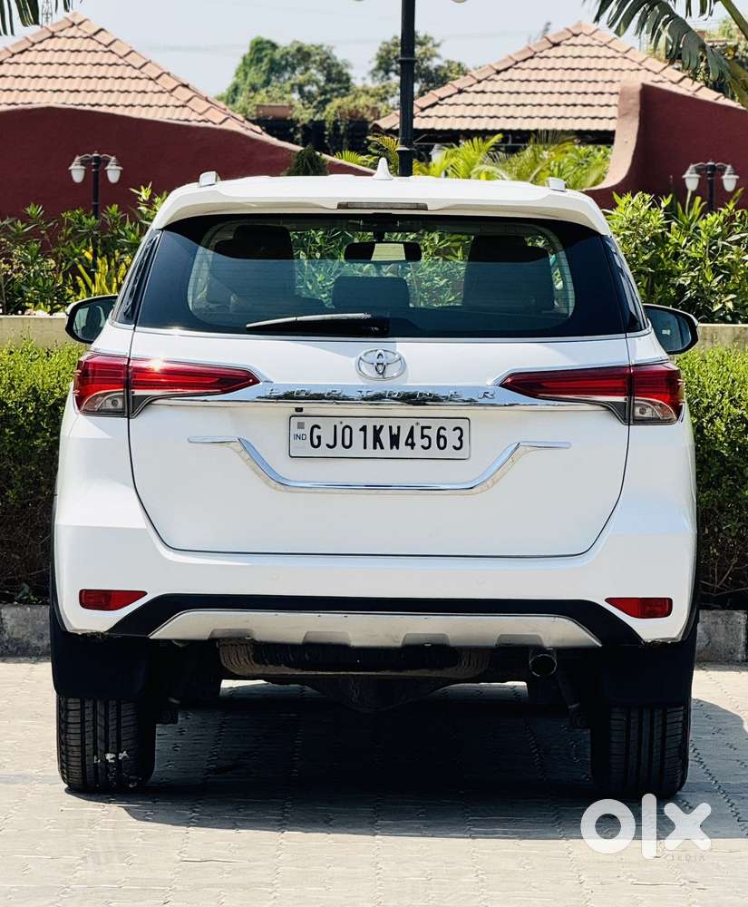 Toyota Fortuner 4x2 At 2.8 Diesel, 2019, Diesel