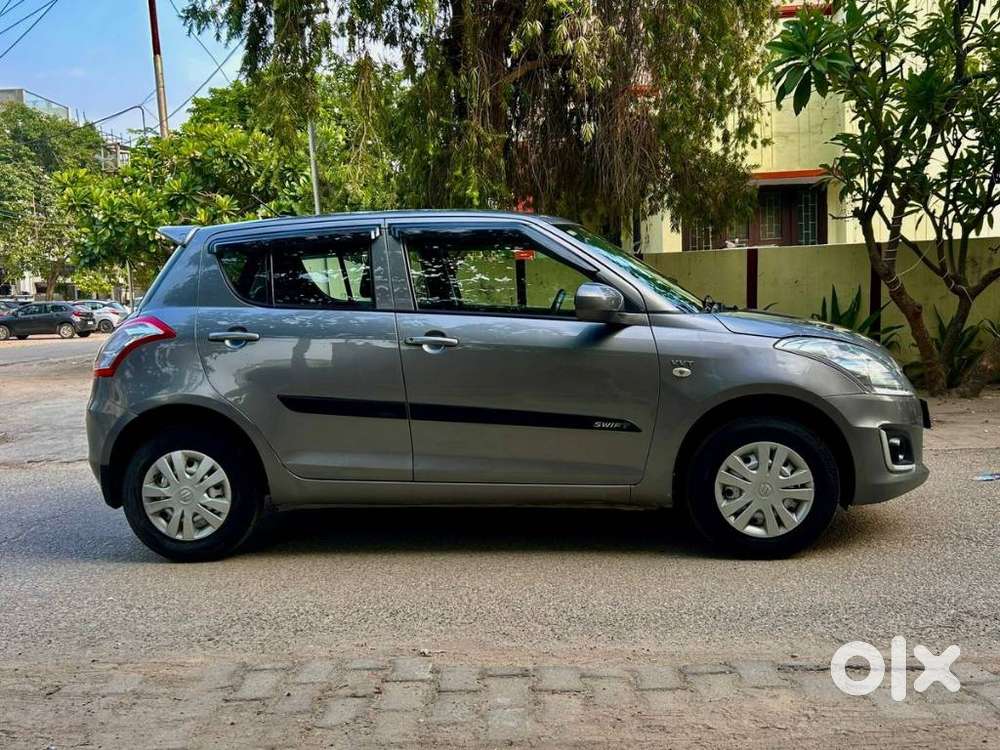 Maruti Suzuki Swift Lxi Option, 2017, Petrol
