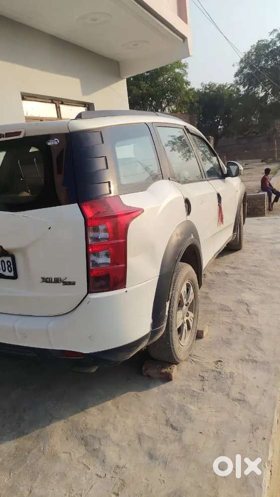 Mahindra Xuv500 2013 Diesel 165000 Km Driven
