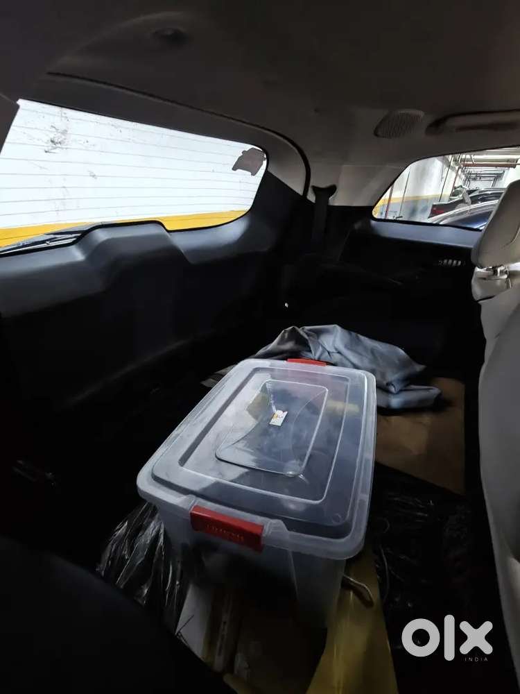 Mahindra Xuv700 2025 Petrol 20000 Km Driven
