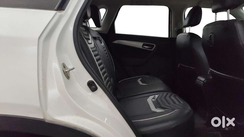Maruti Suzuki Vitara Brezza 1.5 Zxi Plus At, 2021, Petrol