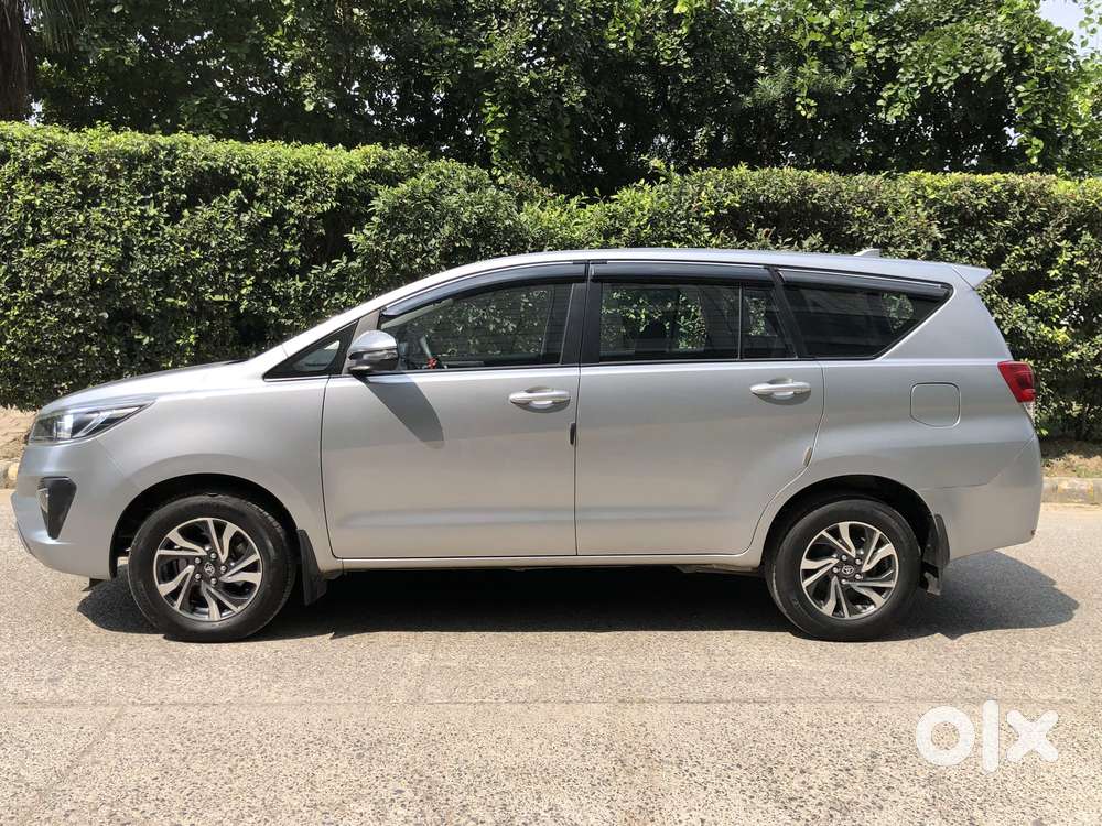 Toyota Innova Crysta [ ] 2.4 Gx At 7 Str, 2022, Diesel