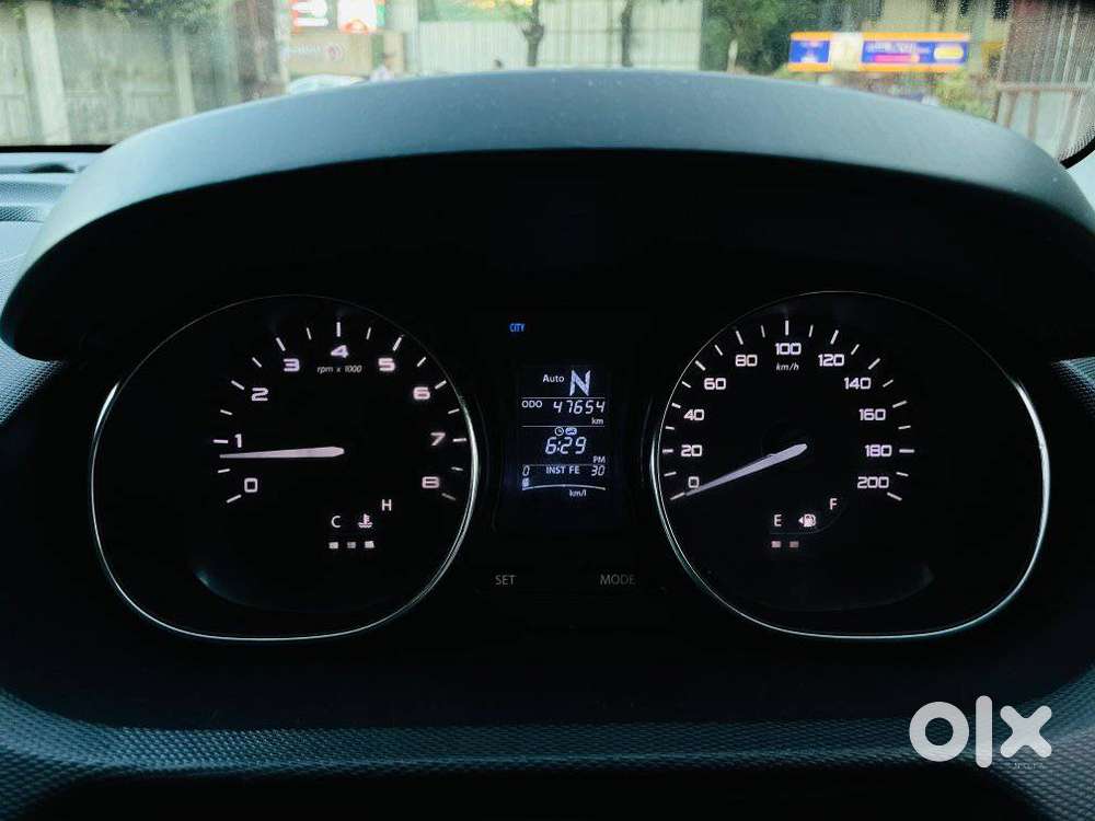 Tata Tiago 1.2 Revotron Xza, 2018, Petrol