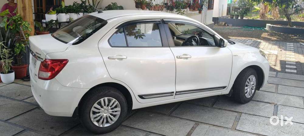 Maruti Suzuki Dzire 1.2 Vxi, 2018, Petrol
