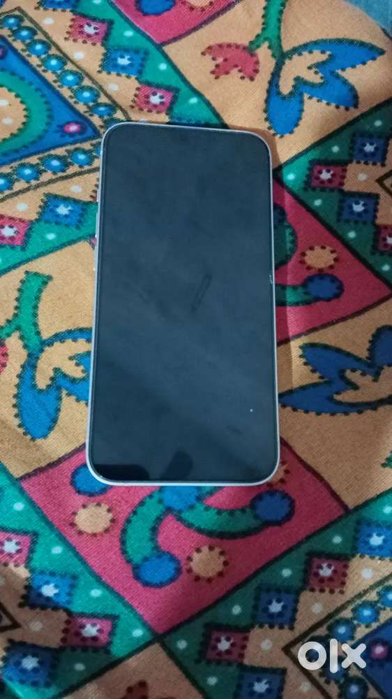 I phone 13 New condition 9 month old