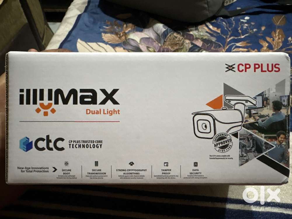IllUMax  Dual light CP plus Camera