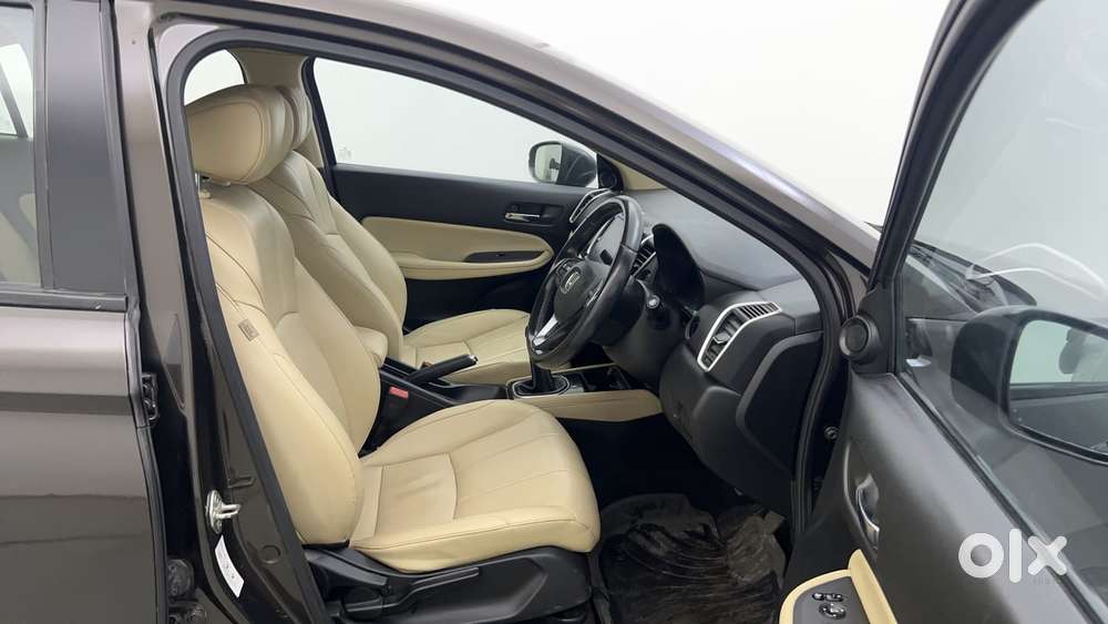 Honda City Zx Petrol Mt, 2021, Petrol