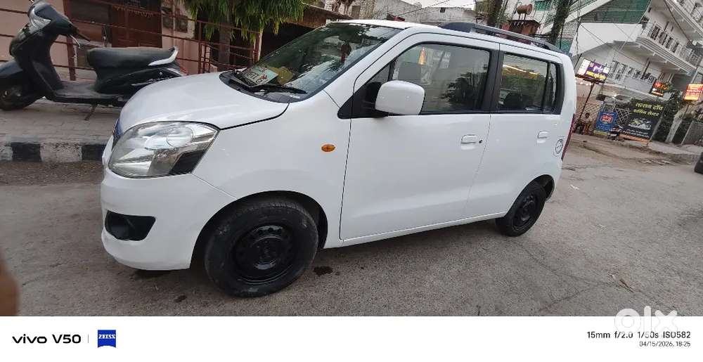 Well Well Condition Car Well Maintain Koi Kam Nahin Hai