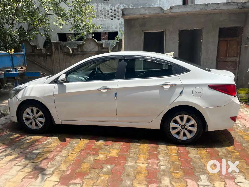 Hyundai Verna 1.6 Petrol 2015