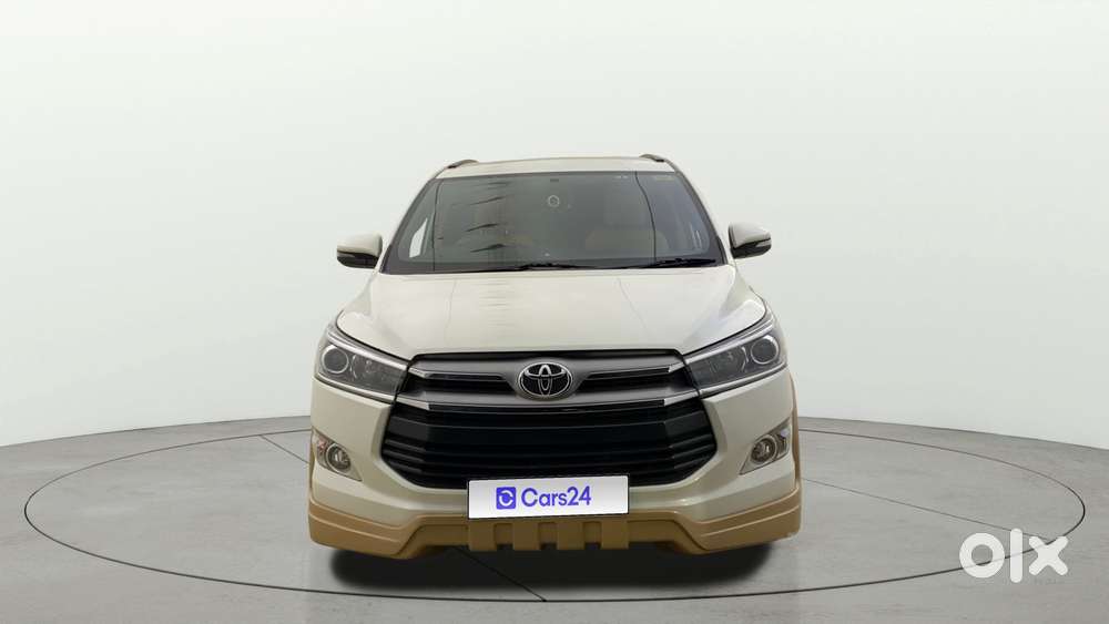 Toyota Innova Crysta 2.4 Vx Mt, 2017, Diesel