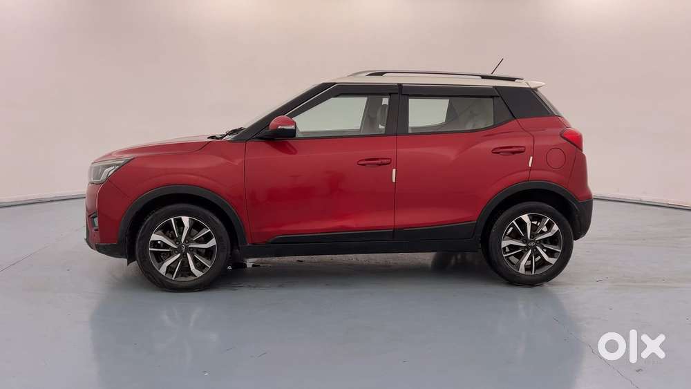 Mahindra Xuv300 W8 (o) 1.5 Diesel Amt Dual Tone, 2019, Diesel