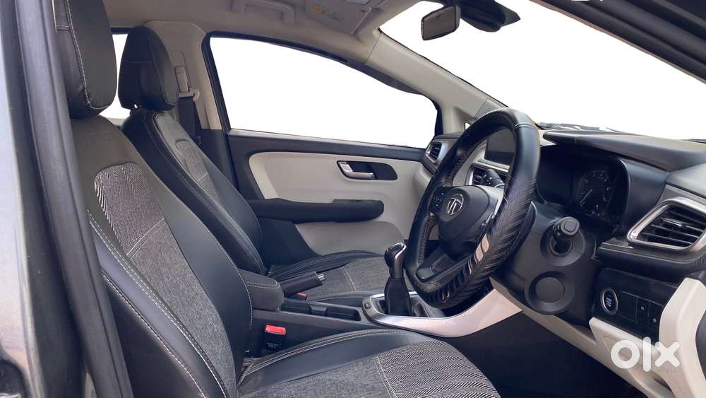 Tata Altroz Xz, 2022, Petrol