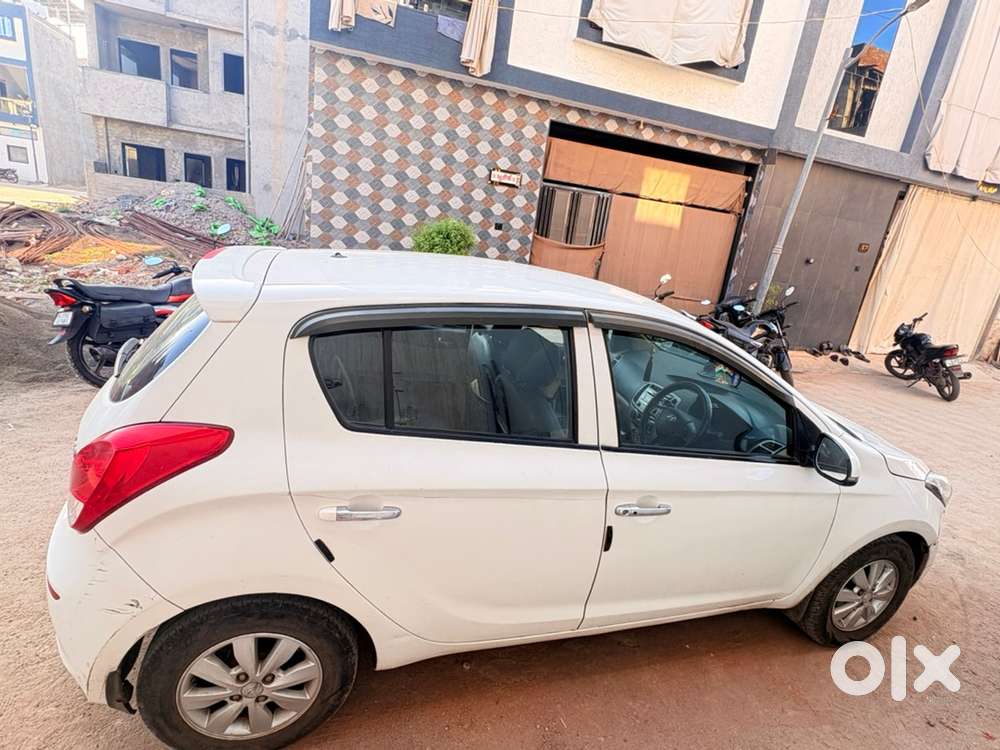 Well-maintained Hyundai I20 Asta (o) 2012 | Top Model | New Tyres