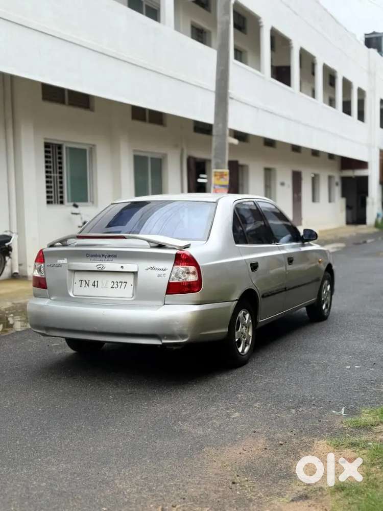 Hyundai Accent 1.5 Gle 2001 Car