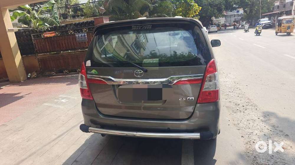 Toyota Innova 2.5 Gx 8 Str Bs-iii, 2015, Diesel