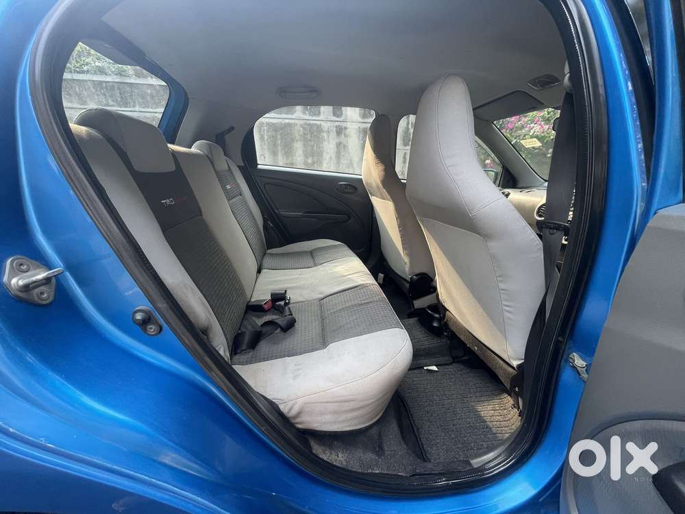 Toyota Etios Liva, 2012, Petrol