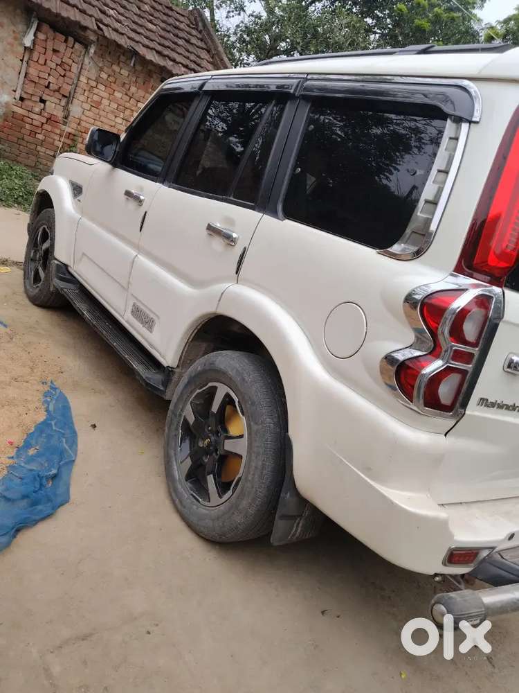 Mahindra Scorpio 2018 Diesel Well Maintained Life Time Tax