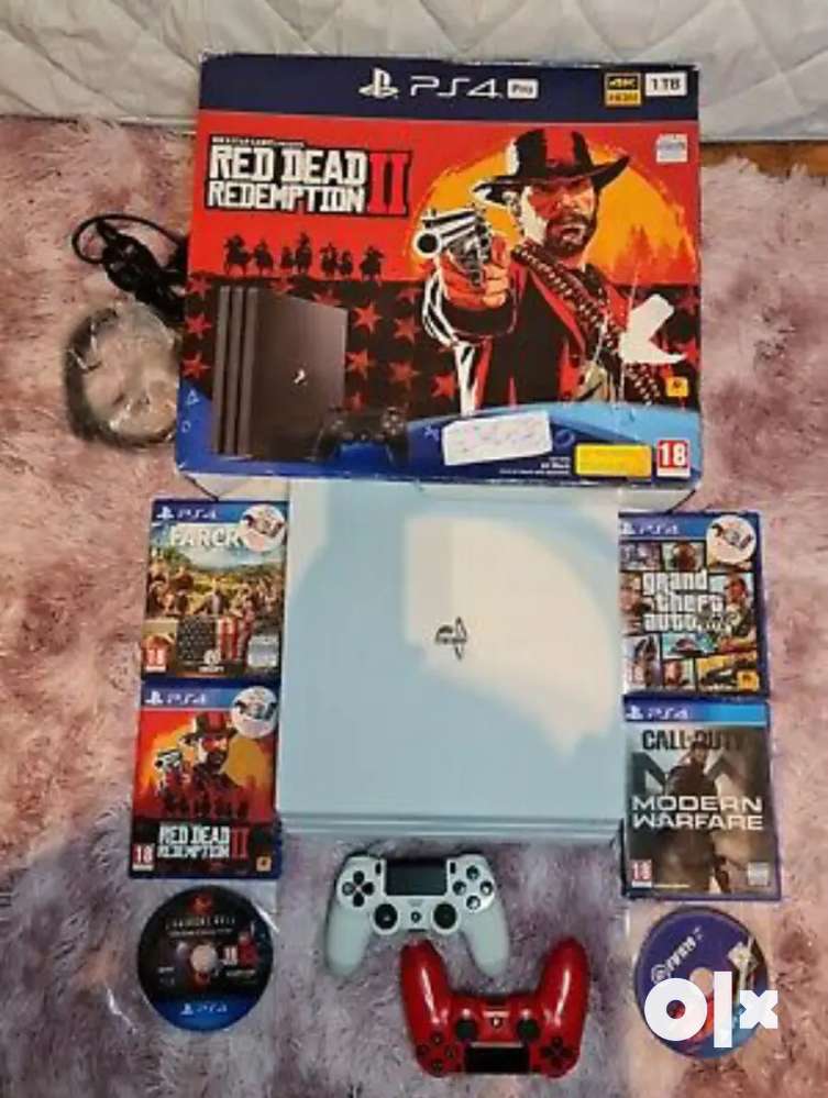 Red Dead Redemption 2 PS4 Pro Bundle