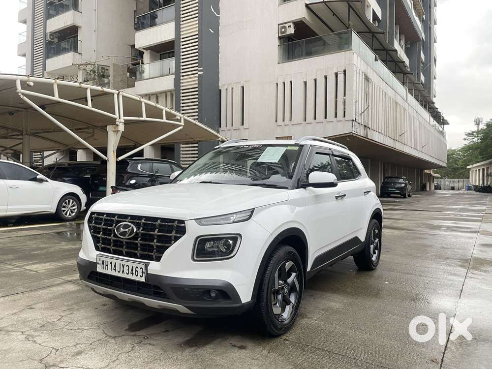 Hyundai Venue Sx (o) Mt 1.5 Diesel, 2022, Diesel