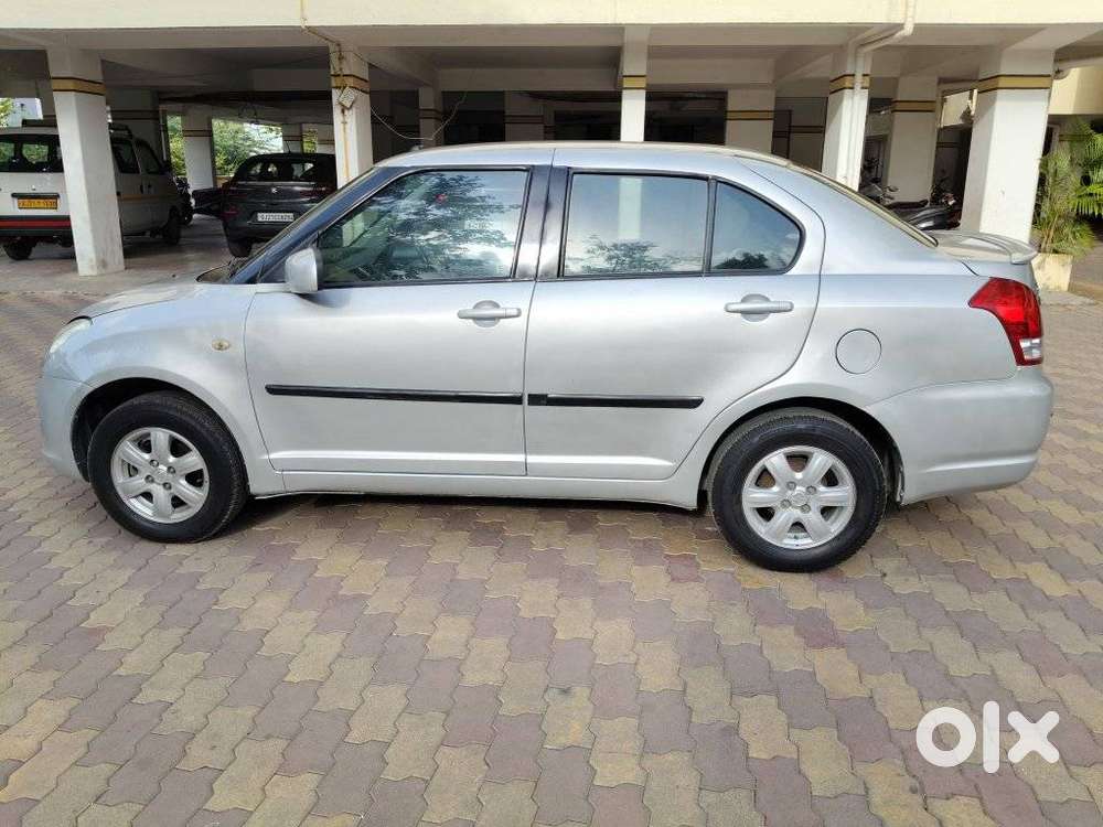 Maruti Suzuki Swift Dzire 1.2 Zxi Bsiv, 2011, Petrol