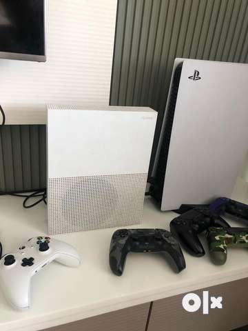 Xbox one s 4k in mint condition 1tb can trade for ps4 Games