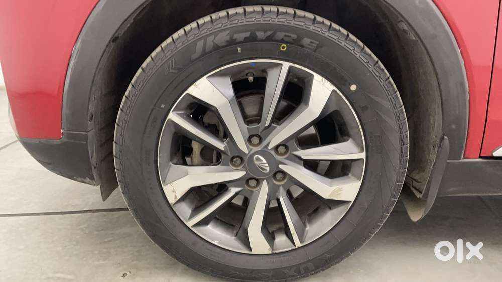 Mahindra Xuv300 W8 Option, 2021, Petrol