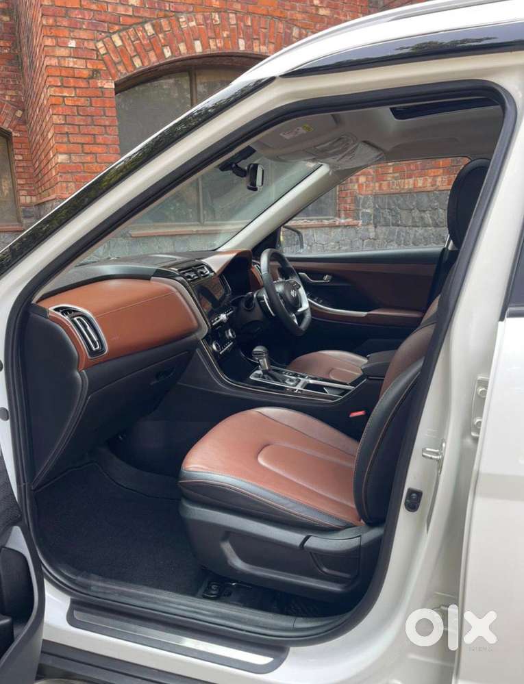 Hyundai Alcazar 2.0 Signature (o) Petrol At 6 Str, 2023, Petrol