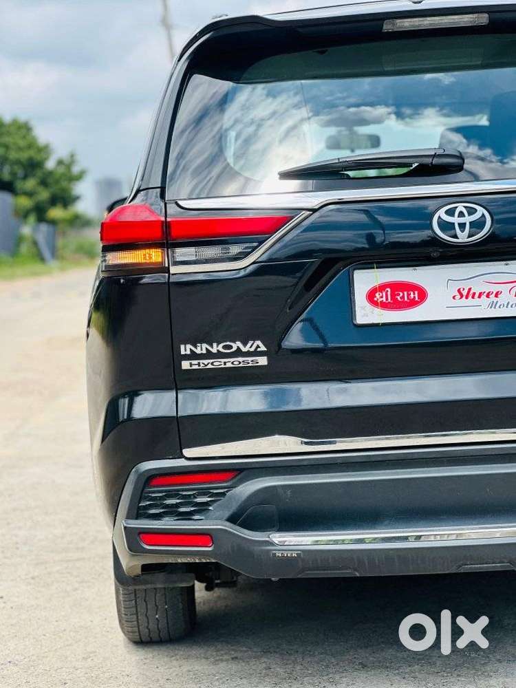 Toyota Innova Hycross 2.0 Gx 7 Str, 2023, Petrol