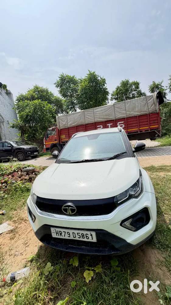 Tata Nexon 2023 Xm(s) Petrol Well Maintained 68500 Driven