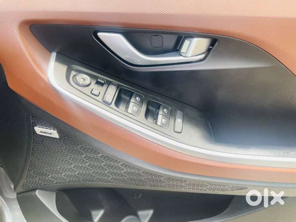 Hyundai Alcazar 2.0 Signature (o) Petrol At 7 Str, 2022, Petrol