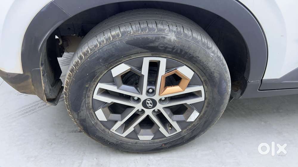 Hyundai Venue 1.0 Sx (o) Turbo Dct, 2023, Petrol
