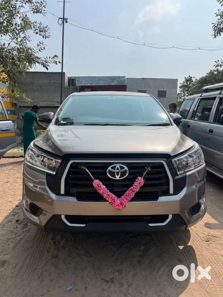 Toyota Innova Crysta 2023 Diesel Mt 7str