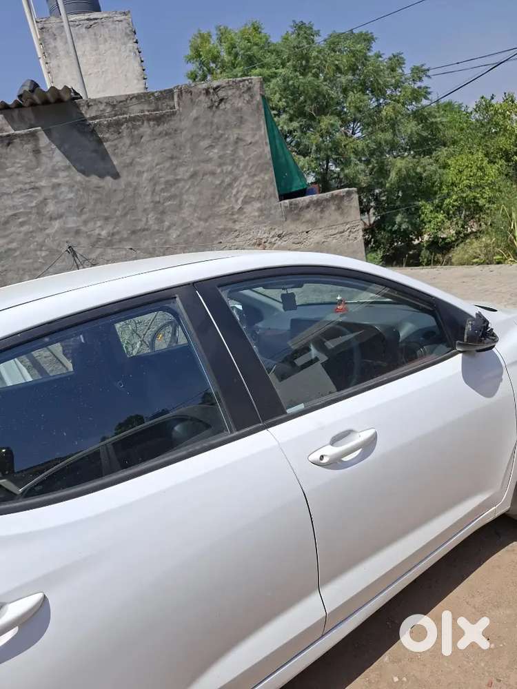 Hyundai Aura 1.0 Sx Plus 2024