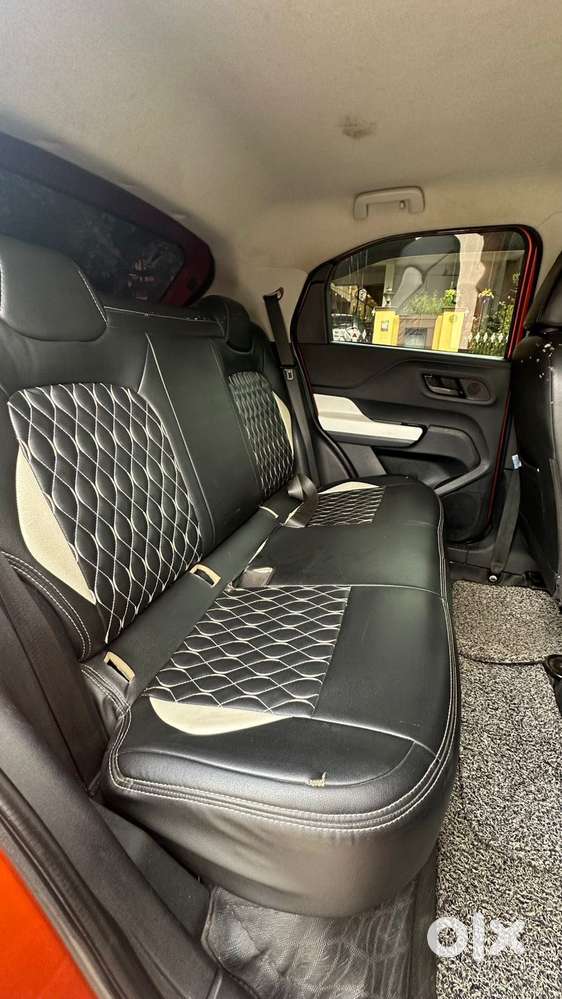 Tata Punch 1.2 Revotron Creative Dual Tone, 2022, Petrol