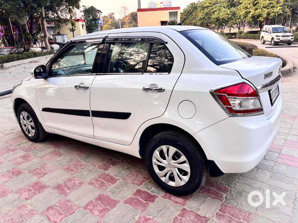 Maruti Suzuki Swift Dzire Vdi Optional, 2015, Diesel