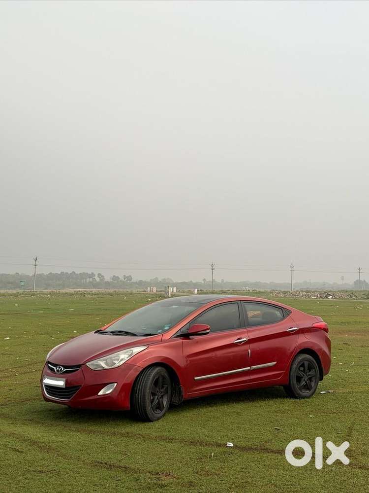 Hyundai Elantra 2012 Petrol Well Maintained