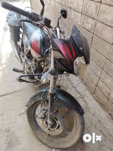 Bajaj discover red colour hotsell