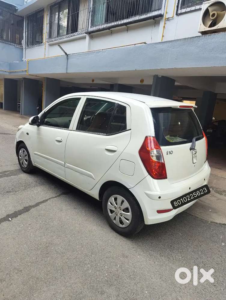 Automatic Hyundai I10 Sportz