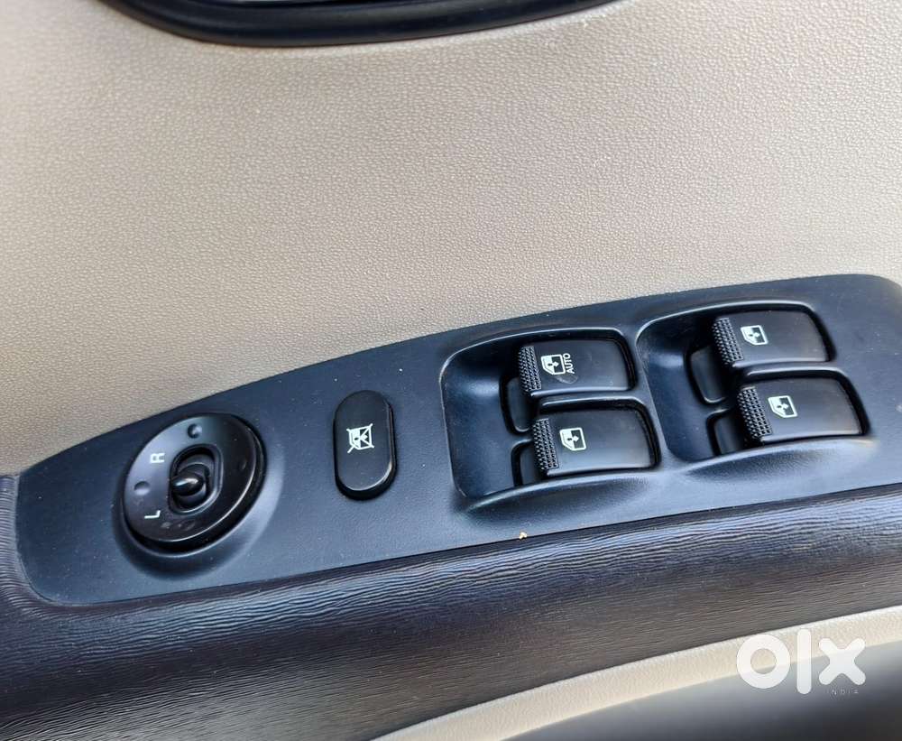 Hyundai I10 Asta At, 2012, Petrol