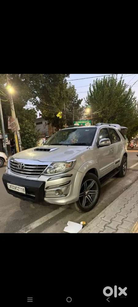 Toyota Fortuner Diesel 2011