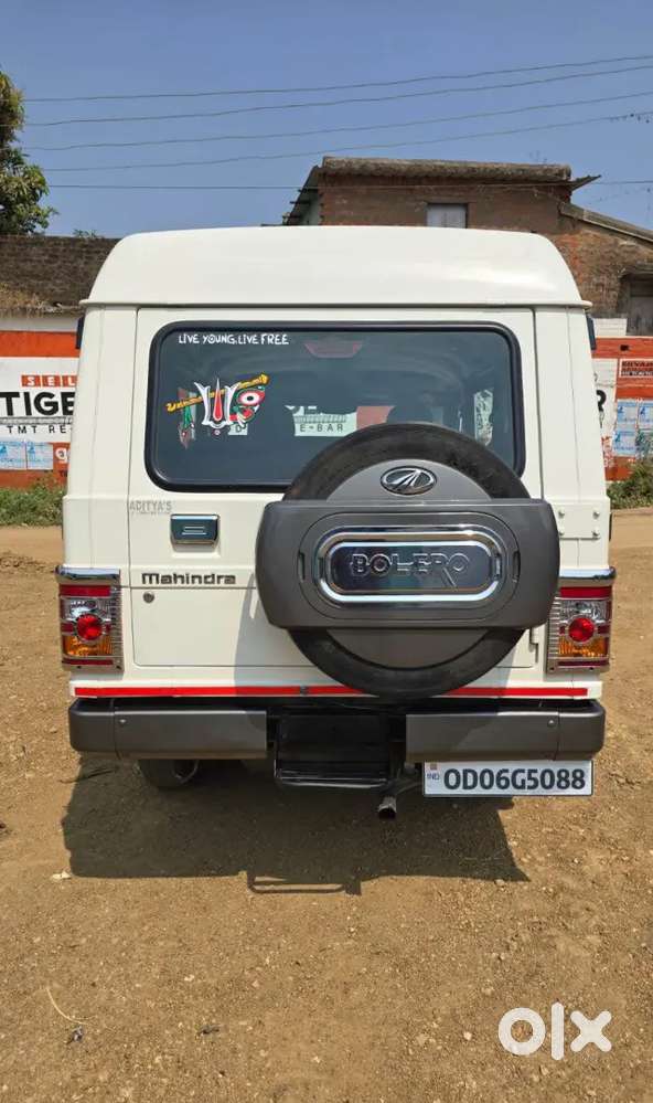 Mahindra Bolero Neo Plus 2018