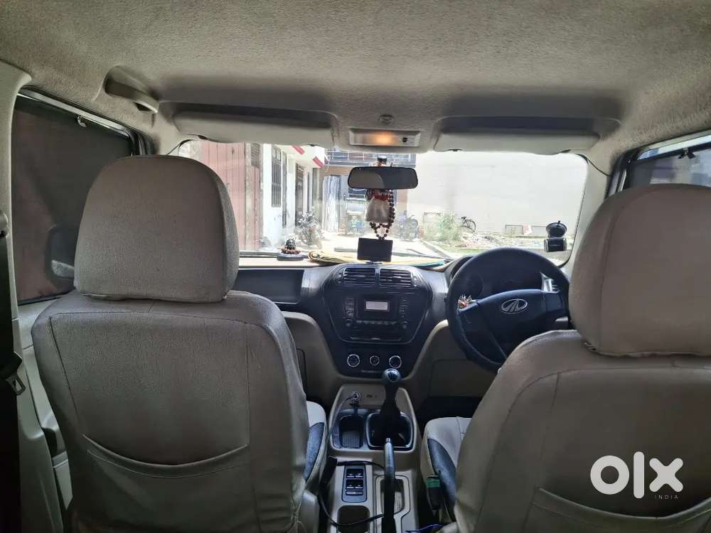 Mahindra Tuv 300 2016