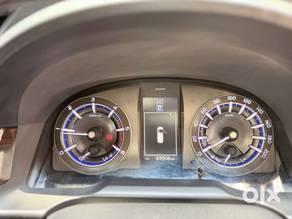 Toyota Innova Crysta 2.8z Automatic, 2017, Diesel