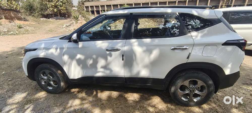 Kia Seltos 2022 Petrol Automatic Plus Sunroof ..
Excellent Condition.