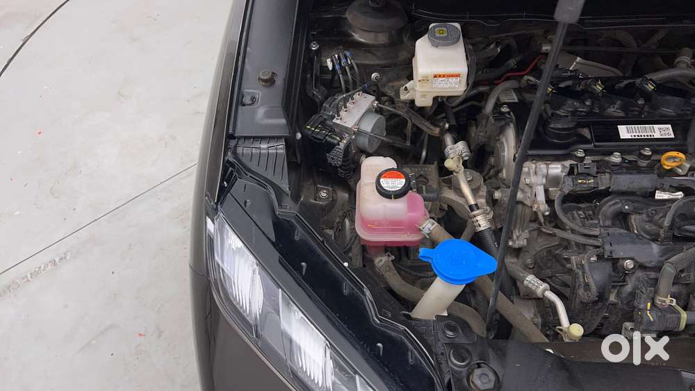 Maruti Suzuki Grand Vitara 1.5 Alpha Plus Intelligent Hybrid Ecvt, 2..